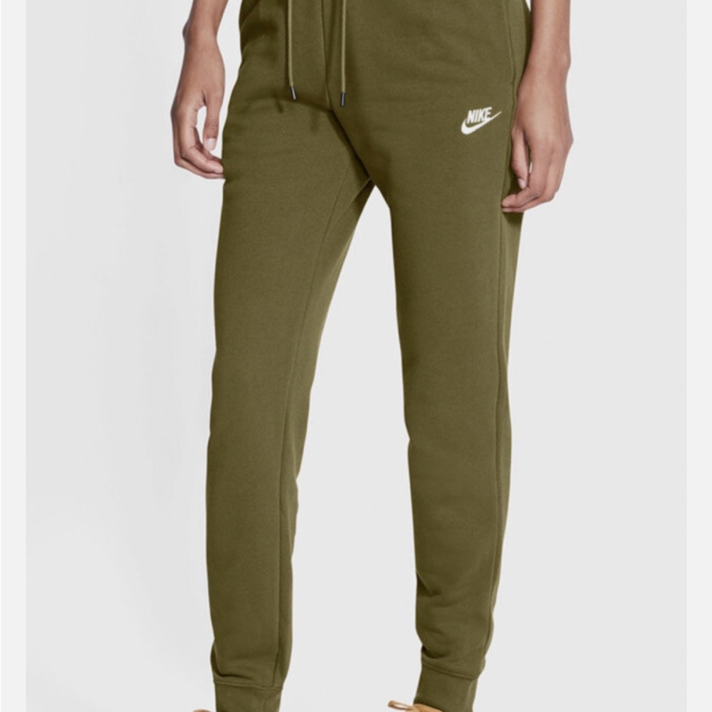 Size small Nike green joggers
